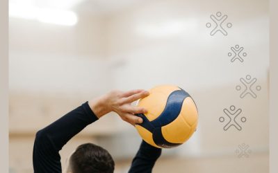 Jaunieši apgūst volejbola tiesāšanas iemaņas